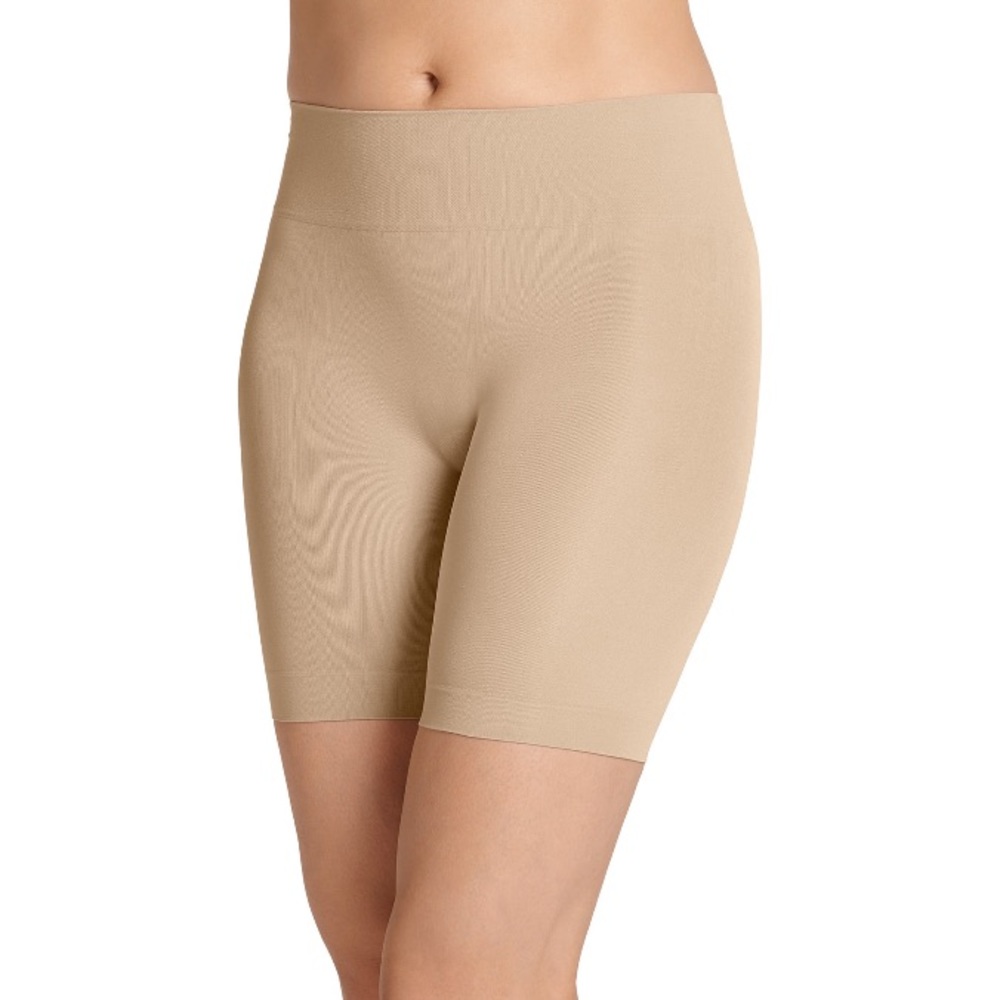 💜 Jockey° Essentials Seamfree® No Chafe Slipshort